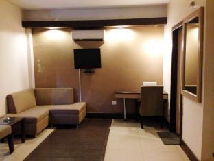Pacific Inn Gurgaon Sec 41 Delhi  Bagian luar foto